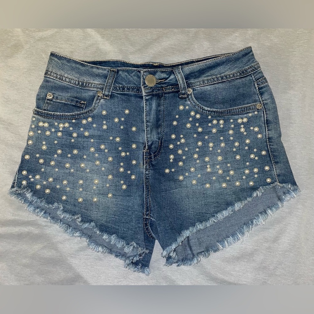Pearl Denim High Waisted Shorts NWOT size 5